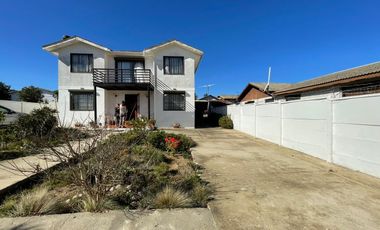 Casa solida en El Quisco