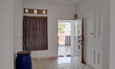 Rumah 2 Lantai Bagus di Komplek Exclusive Pusat Kota Cianjur