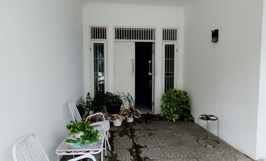 Hot Offer Rumah 2 Lantai Bagus Lokasi Strategis di Pusat Kota Cianjur