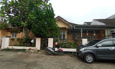 DIJUAL RUMAH JALAN CENDANA 2 DEKRANASDA JAKABARING PALEMBANG