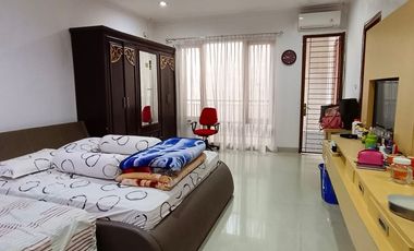 DIJUAL RUMAH MURAH MEWAH 4 LANTAI DI PALMERAH RESIDENCE JAKARTA BARAT