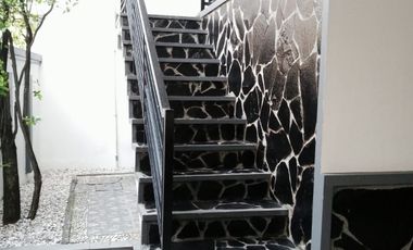 DIJUAL RUMAH MURAH MEWAH 4 LANTAI DI PALMERAH RESIDENCE JAKARTA BARAT