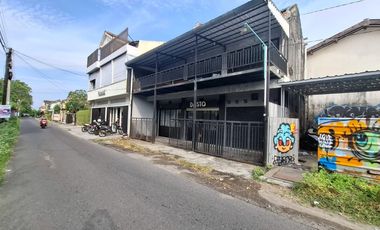 Ruang Usaha Cocok Untuk Cafe 2 Lantai Lokasi Strategis