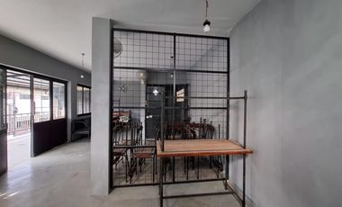 Ruang Usaha Cocok Untuk Cafe 2 Lantai Lokasi Strategis