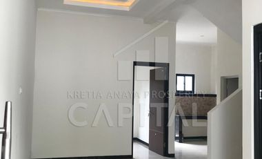 RUMAH BARU 2 LANTAI DI CLUSTER KULDESAK MUSTIKA RESIDENCE