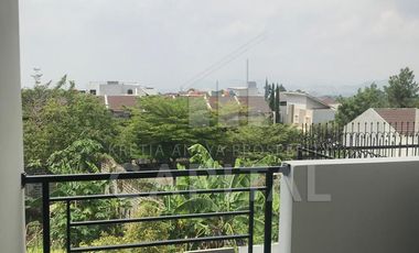 RUMAH BARU 2 LANTAI DI CLUSTER KULDESAK MUSTIKA RESIDENCE