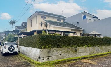 Villa Siap Huni Suasana Asri di Villa Green Apple