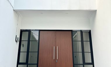Jual cepat rumah new band 2 lt kebon jeruk