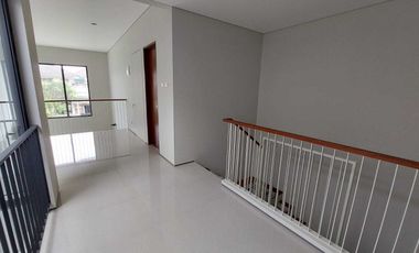 Rumah Qozy New 3+1 Kt Jl Flores Komp Megapolitan Cinere