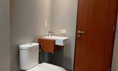 Rumah Qozy New 3+1 Kt Jl Flores Komp Megapolitan Cinere