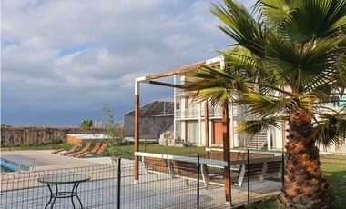 Arriendo Depto. Amoblado de 1 ambiente con 1E en Tocornal