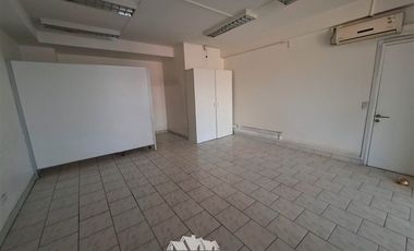 Local Comercial en Arriendo en Dr Luis Calvo Mackenna