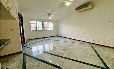 CASA EN VENTA ANTILOPE SM 20 CANCUN CENTRO