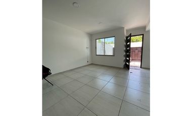 CASA SOLA SEMINUEVA EN VENTA A 5 MIN ZOCALO JIUTEPEC ALBERCA