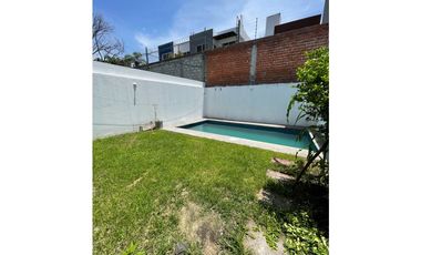 CASA SOLA SEMINUEVA EN VENTA A 5 MIN ZOCALO JIUTEPEC ALBERCA