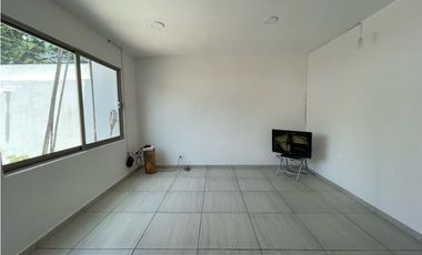 CASA SOLA SEMINUEVA EN VENTA A 5 MIN ZOCALO JIUTEPEC ALBERCA