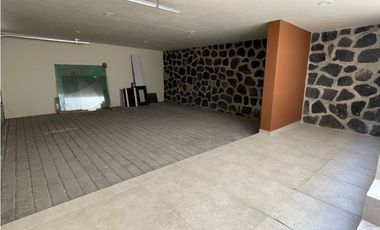 INIGUALABLE CASA EN VENTA NUEVA Y MODERNA VIGILANCIA JARDIN Y ALBERCA PROPIO
