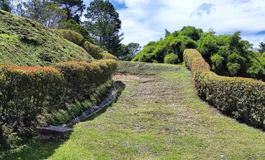 VENTA LOTE EN EL RETIRO COMPLETAMENTE APROVECHABLE