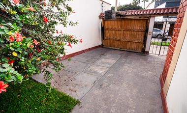 Casa en Santiago de Surco | VENTA