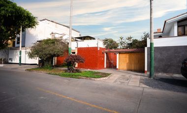 Casa en Santiago de Surco | VENTA