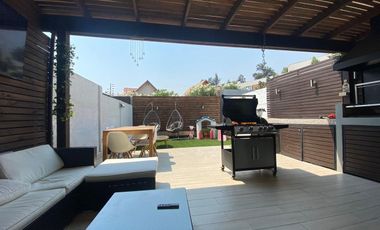 TOWNHOUSE (CASA DE 2 PISOS) EN VENTA, MUY CONVENIENTE VALOR UF 7.600 3D-3B-2 ESTAC. Y 2BOD. QUEBRADA DE MACUL CON LAS PERDICES