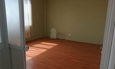 Oficina comercial en renta en San Cristóbal Centro, Ecatepec de Morelos, México