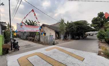Rumah tua hitung tanah di Reni Jaya, Pondok Petir, Bojongsari, Depok