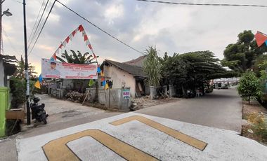 Rumah tua hitung tanah di Reni Jaya, Pondok Petir, Bojongsari, Depok