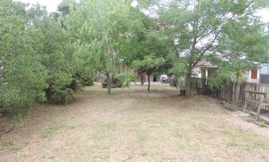 Casa rustica de 4 amb.con gran lote