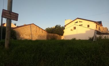 Venta 2 lotes linderos  en Colinas de Peralta Ramos