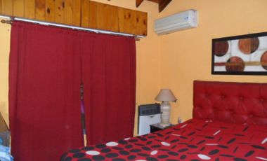 Casa  3 Amb. con depto. 2 Amb Calle 8 e 12 y Av. II