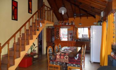 Casa  3 Amb. con depto. 2 Amb Calle 8 e 12 y Av. II