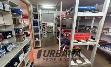 VENTA LOCAL Y DERECHO A LLAVES TALLER Y RESPUESTOS