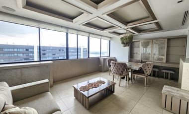Se alquila penthouse amoblado en el piso 17 de Torre Bellini, en Puerto Santa Ana  AnaA