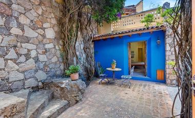 Casa en Venta en San Miguel de Allende – Con Departamento Independiente