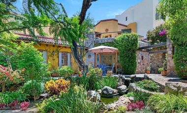 Casa en Venta en San Miguel de Allende – Con Departamento Independiente