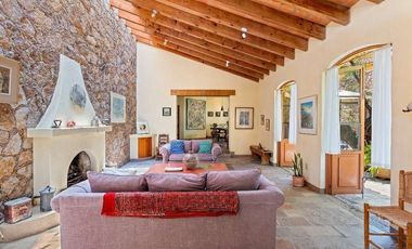Casa en Venta en San Miguel de Allende – Con Departamento Independiente