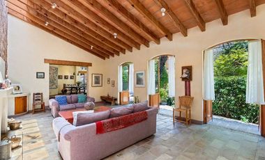 Casa en Venta en San Miguel de Allende – Con Departamento Independiente