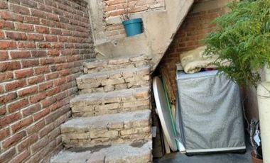En Venta Casa para remodelar en San Miguel de Allende: Cerca del Centro