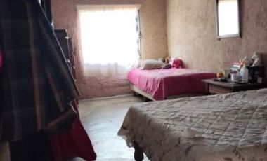 En Venta Casa para remodelar en San Miguel de Allende: Cerca del Centro