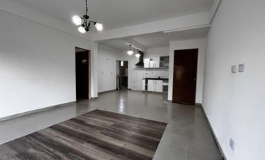 Hurlingham – Villa Club | Depto 2 dormitorios con lavadero