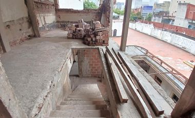 EXCLUSIVA Casa de 26 Ambientes en Monserrat con terraza, patio, parilla. Ideal usos múltiples