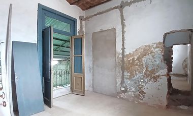 EXCLUSIVA Casa de 26 Ambientes en Monserrat con terraza, patio, parilla. Ideal usos múltiples