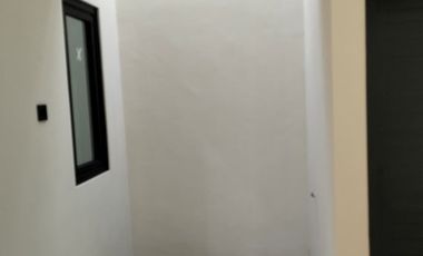 Jual murah  rumah baru  di Jombang  1 menit ke jalan raya