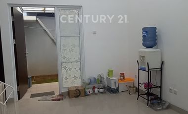 Rumah Dengan Perabot Cluster Alamanda Tallasa City Dekat Unhas