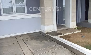 Rumah Dengan Perabot Cluster Alamanda Tallasa City Dekat Unhas