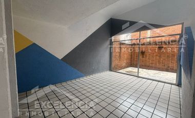 ¡Espacio versátil en renta en la Colonia Electricistas! 🔑🏡