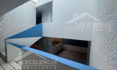 ¡Espacio versátil en renta en la Colonia Electricistas! 🔑🏡