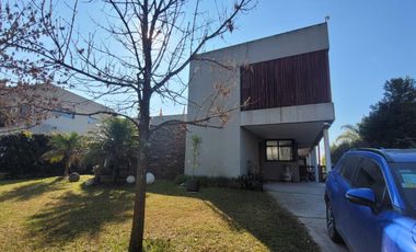 Alquiler Temporal a La Laguna en San Francisco Villanueva Tigre MF