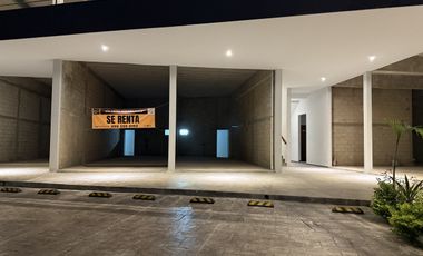 RENTA DE LOCAL COMERCIAL EN PLAZA CONKAL